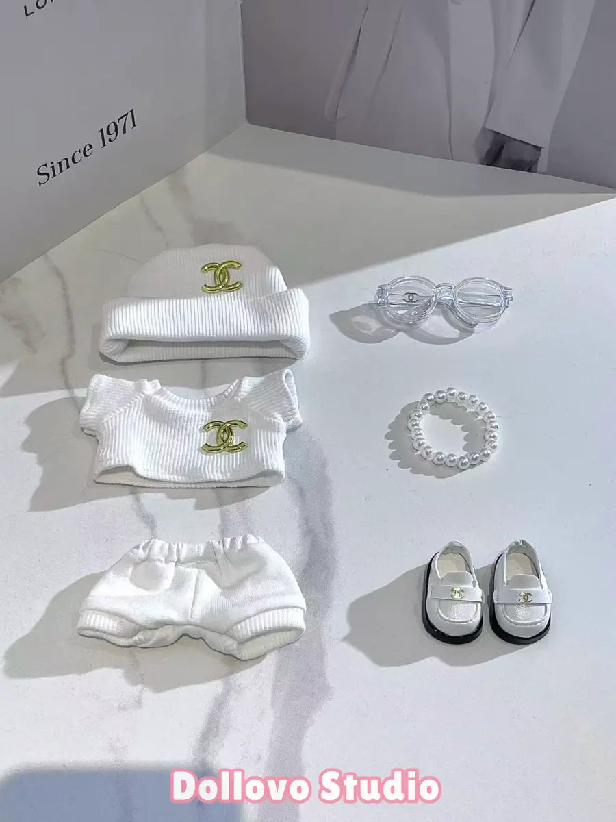 Chanel Cozy Vibe Outfit