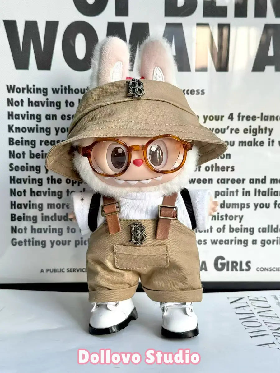 Burberry Vintage Street Walk Outfit with Cat Bag