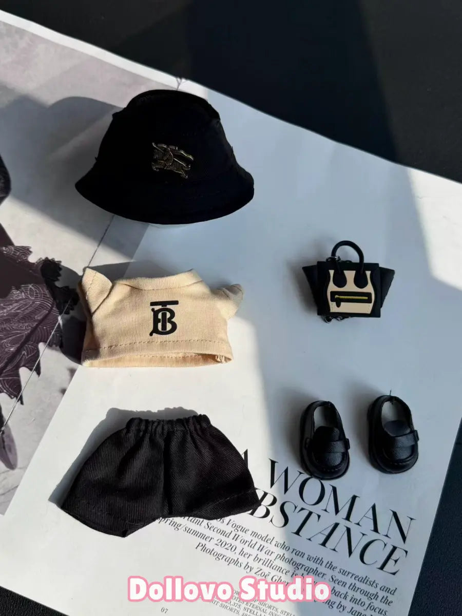 Burberry Casual Workday Outfit