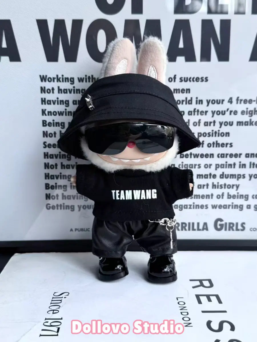 Team Wang All-Black City Walk Outfit