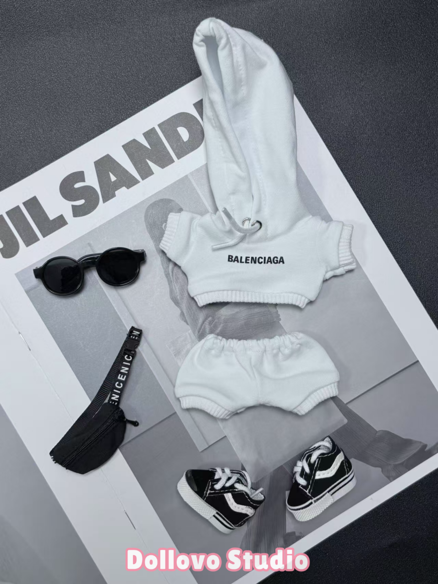 Sporty Hoodie Outfit with Belt Bag