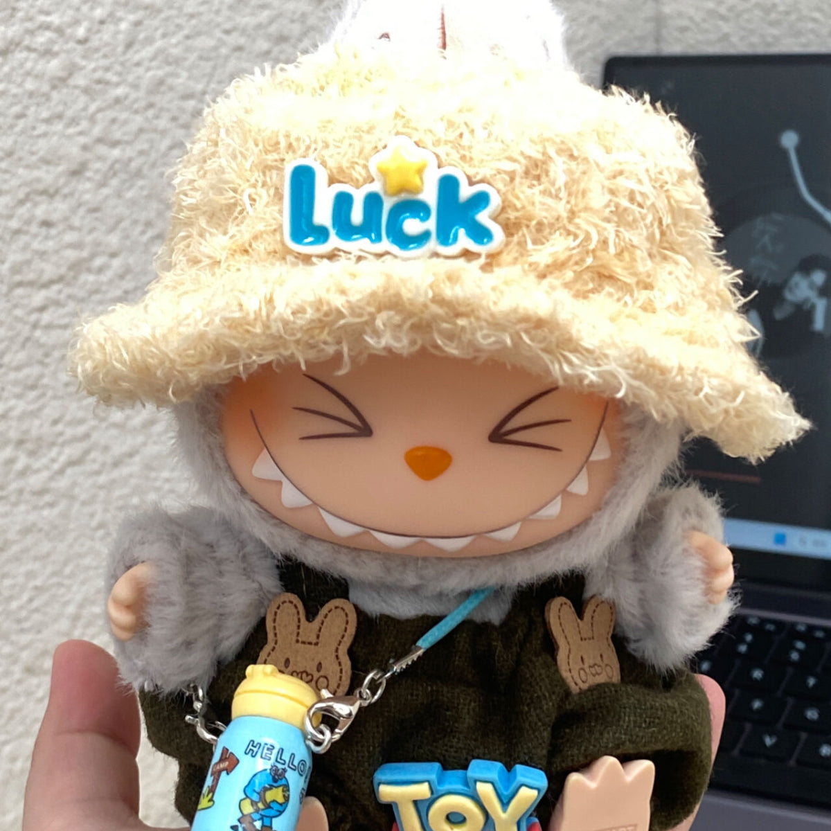Lucky Star - Dollovo Studio