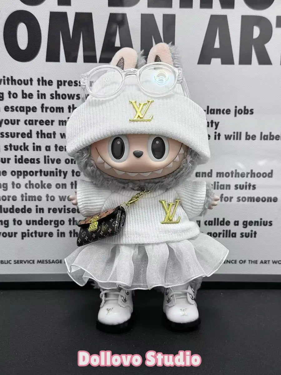 LV Urban City Winter Skirt Outfit