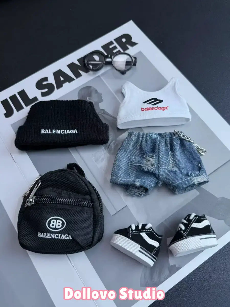 Balenciaga Casual Street Walk Outfit