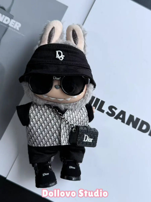 Dior Black & White City Walk Outfit