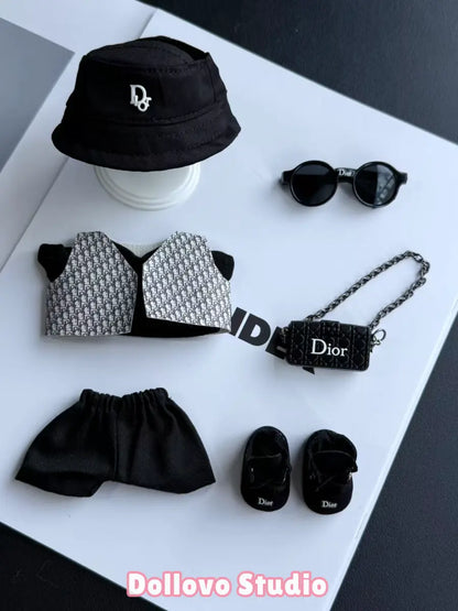 Dior Black & White City Walk Outfit