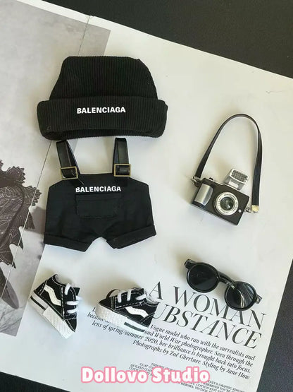 Balenciaga Street V-logger Outfit